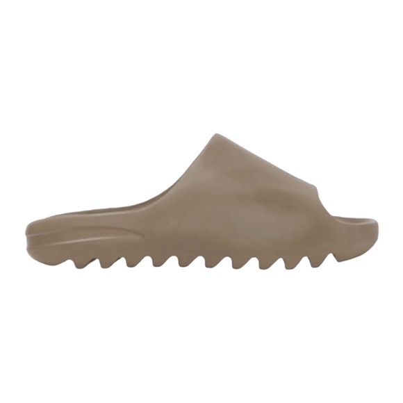 Yeezy Slides 'Earth Brown'